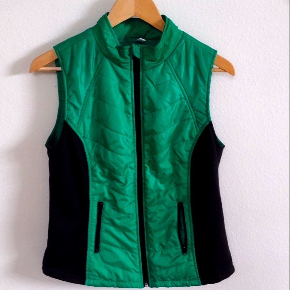 Exertek Active Vest Sz S Zip Up Green + Pockets Running Hiking Thin Puffer